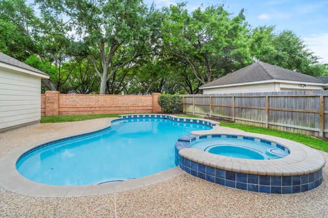2215 Shelby Park Drive, Katy, TX 77450