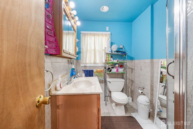 278 North Drive, North Plainfield, NJ 07060