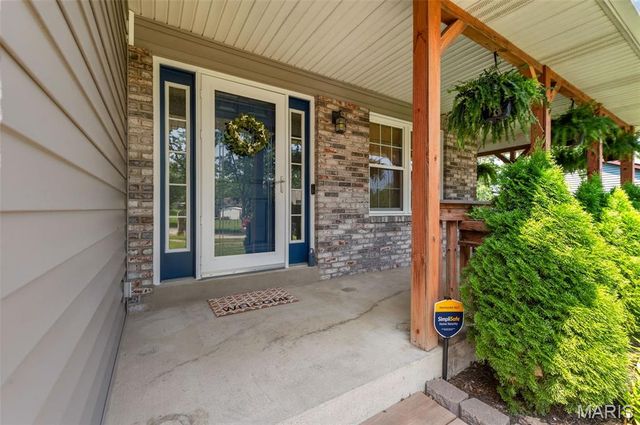 1677 Stardust Drive, Arnold, MO 63010