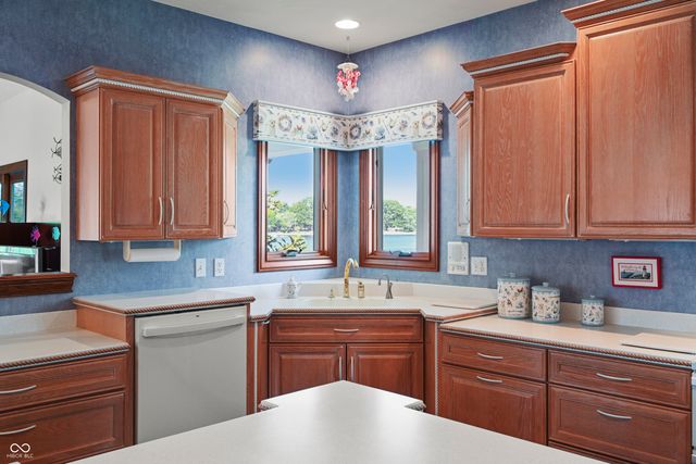 348 SW Shoshone Trail, Greensburg, IN 47240