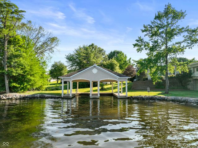 348 SW Shoshone Trail, Greensburg, IN 47240