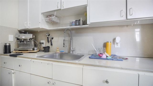 11161 SW 7 Street, Sweetwater, FL 33174