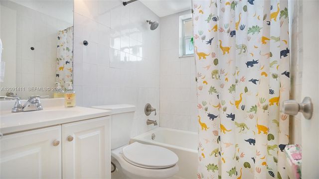 11161 SW 7 Street, Sweetwater, FL 33174