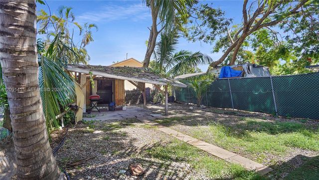 11161 SW 7 Street, Sweetwater, FL 33174