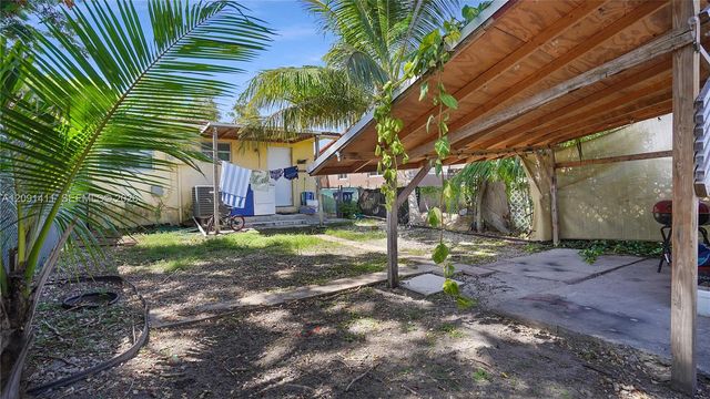 11161 SW 7 Street, Sweetwater, FL 33174