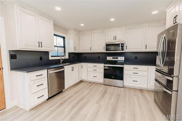 30963 N 63 Highway, Vienna, MO 65582