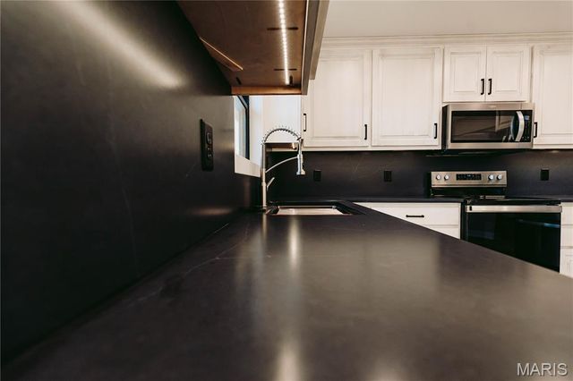 30963 N 63 Highway, Vienna, MO 65582