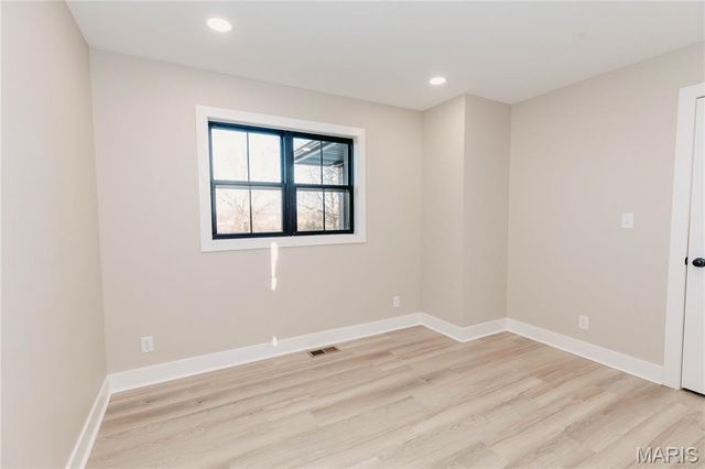 30963 N 63 Highway, Vienna, MO 65582