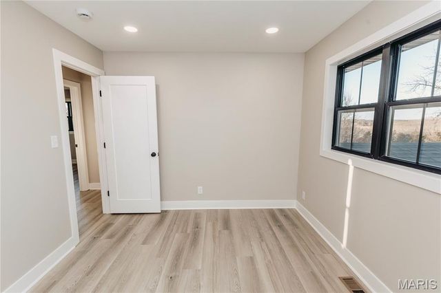 30963 N 63 Highway, Vienna, MO 65582