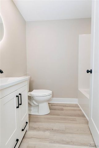 30963 N 63 Highway, Vienna, MO 65582