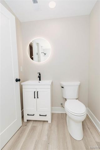 30963 N 63 Highway, Vienna, MO 65582