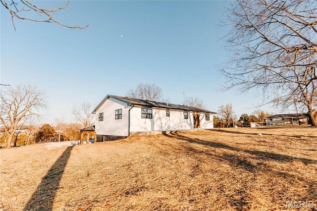 30963 N 63 Highway, Vienna, MO 65582