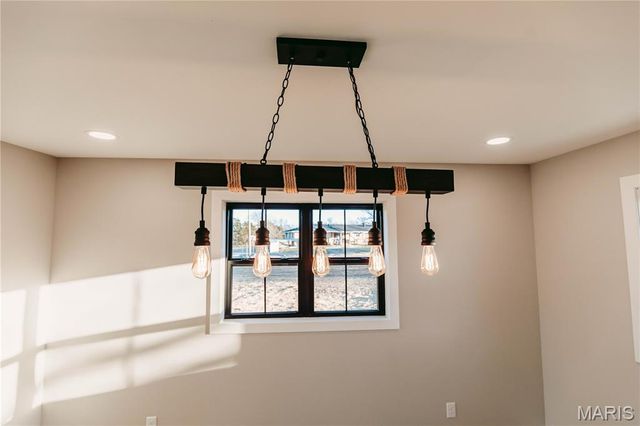 30963 N 63 Highway, Vienna, MO 65582