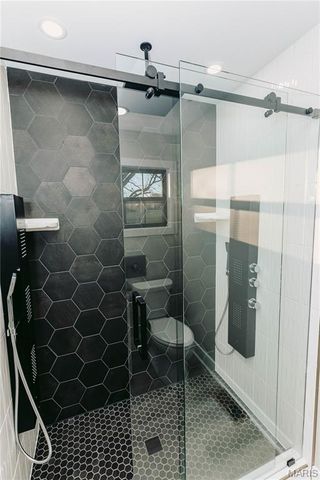 30963 N 63 Highway, Vienna, MO 65582