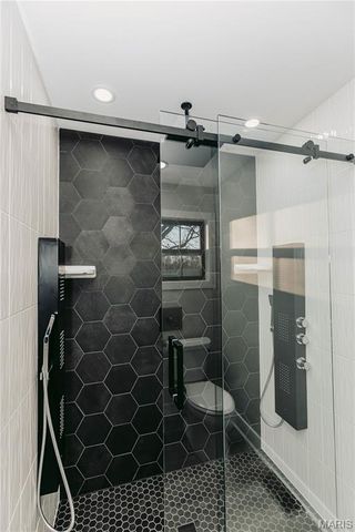 30963 N 63 Highway, Vienna, MO 65582