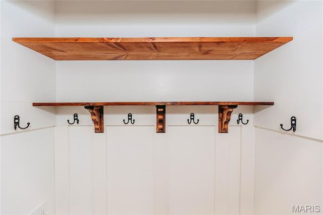 30963 N 63 Highway, Vienna, MO 65582