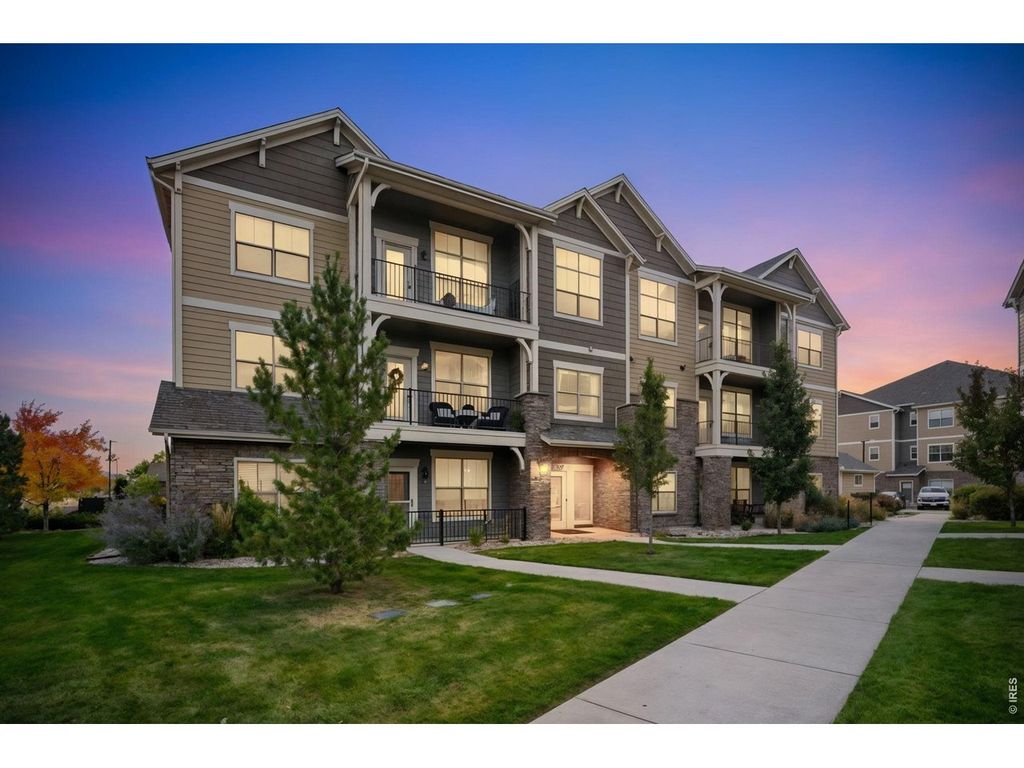 4672 Hahns Peak Dr 204, Loveland, CO 80538