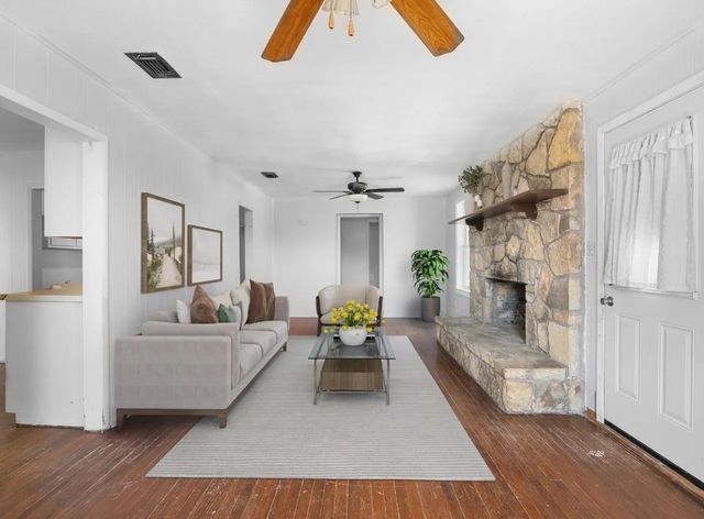 4402 Colony Road A, Granbury, TX 76048