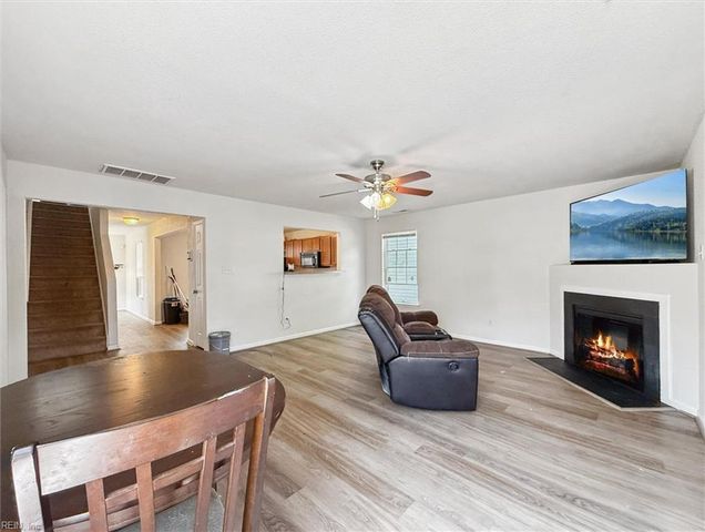 896 A AVE, Norfolk, VA 23503