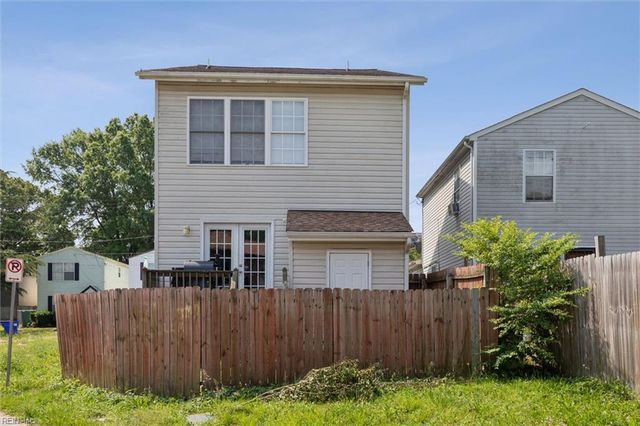 896 A AVE, Norfolk, VA 23503