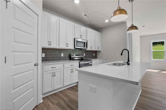 4104 Lincoln Mill Drive, Mcleansville, NC 27301