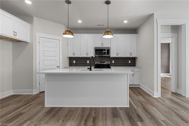 4104 Lincoln Mill Drive, Mcleansville, NC 27301