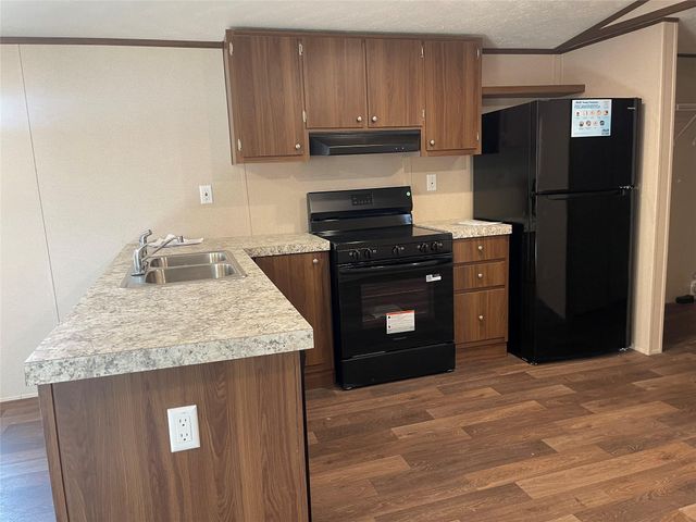 8114 Mchard Road, Pearland, TX 77581