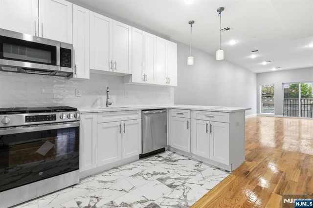 510 S 15th, Newark, NJ 07103