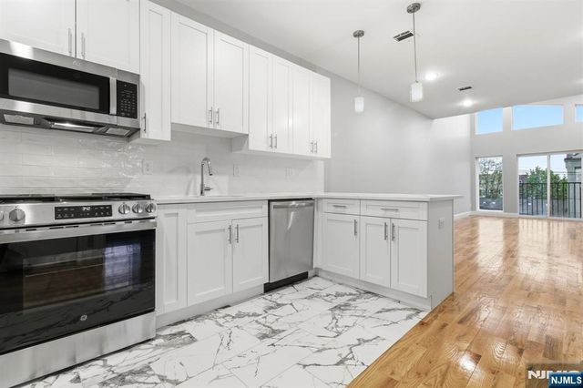 510 S 15th, Newark, NJ 07103