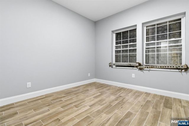 510 S 15th, Newark, NJ 07103