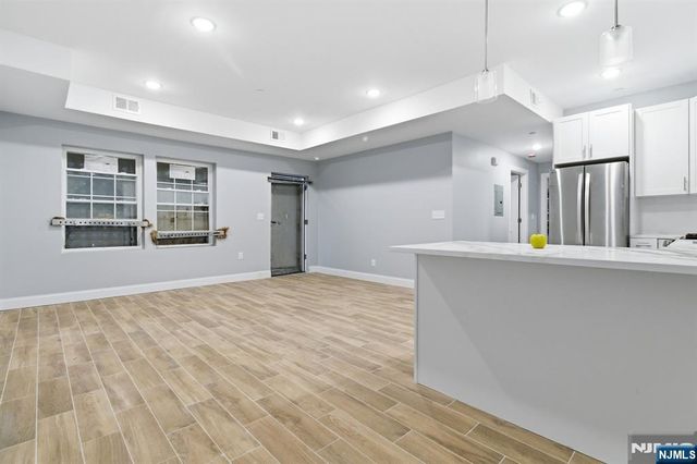 510 S 15th, Newark, NJ 07103