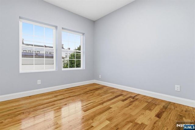 510 S 15th, Newark, NJ 07103