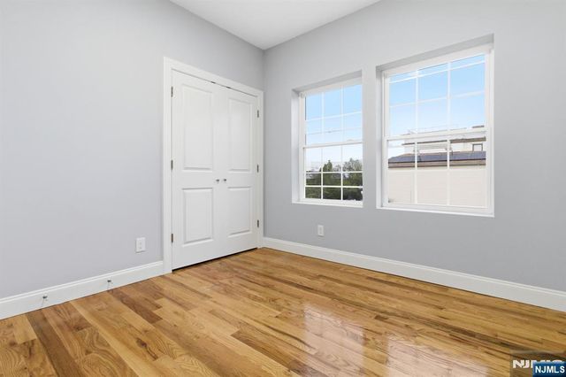 510 S 15th, Newark, NJ 07103