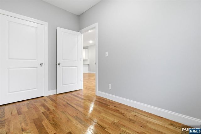 510 S 15th, Newark, NJ 07103