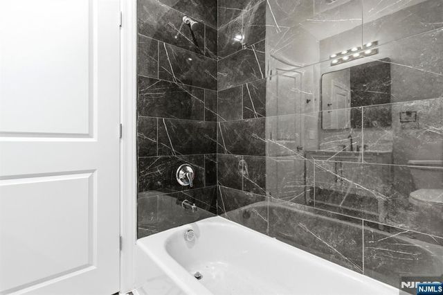 510 S 15th, Newark, NJ 07103