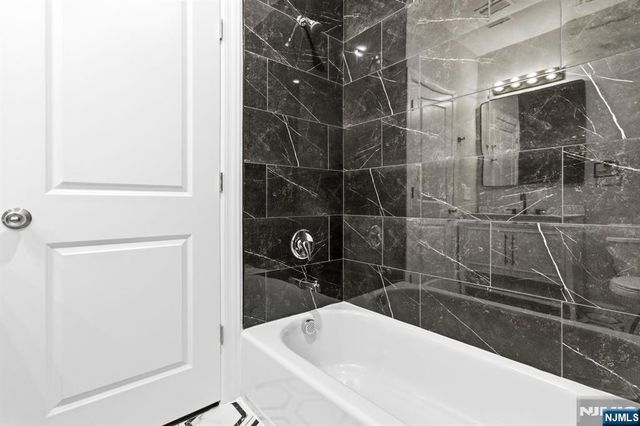 510 S 15th, Newark, NJ 07103