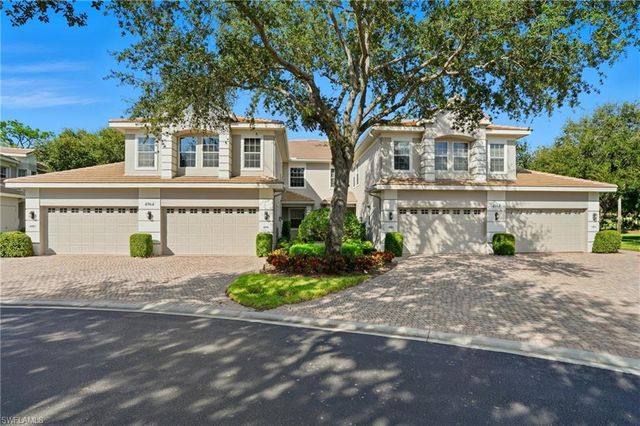 4964 Westchester CT 4102, Naples, FL 34105