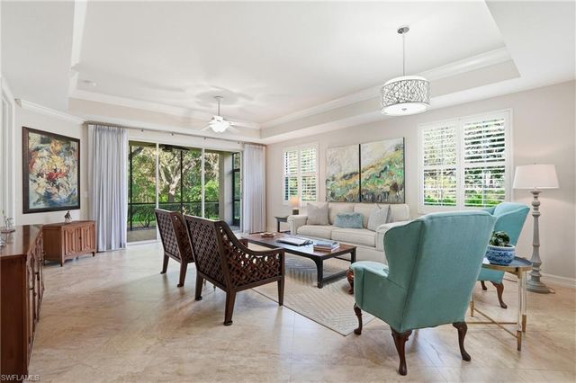 4964 Westchester CT 4102, Naples, FL 34105