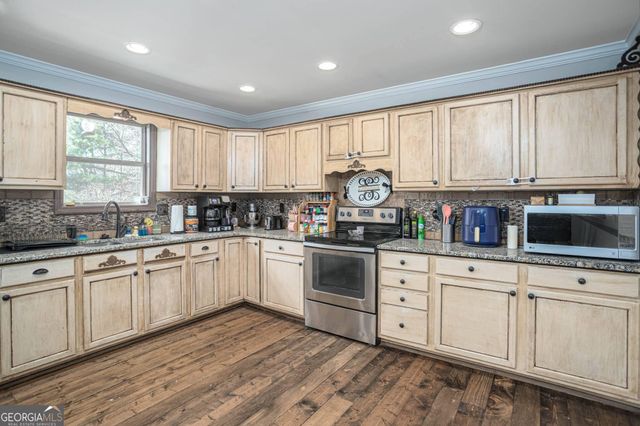 386 Parker Road, Covington, GA 30014