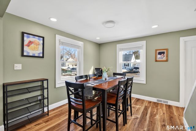 122 Shawmut Avenue, North Haven, CT 06473