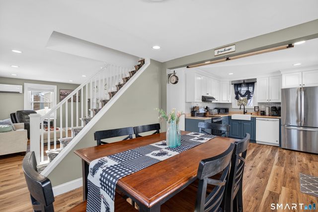 122 Shawmut Avenue, North Haven, CT 06473