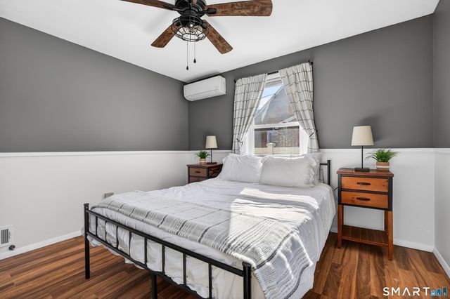 122 Shawmut Avenue, North Haven, CT 06473