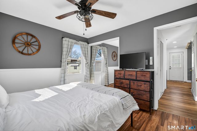 122 Shawmut Avenue, North Haven, CT 06473