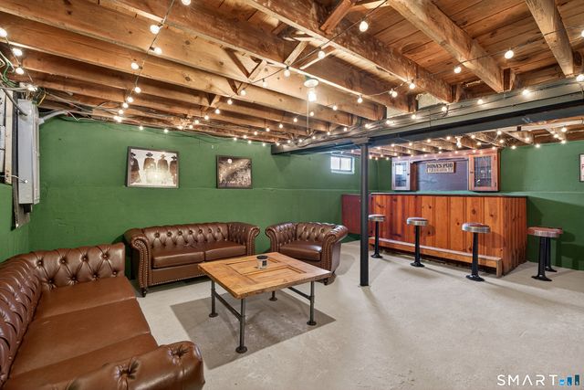 122 Shawmut Avenue, North Haven, CT 06473