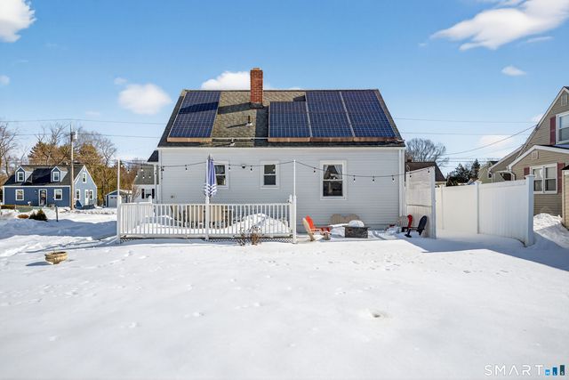 122 Shawmut Avenue, North Haven, CT 06473