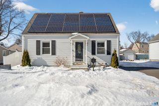 122 Shawmut Avenue, North Haven, CT 06473