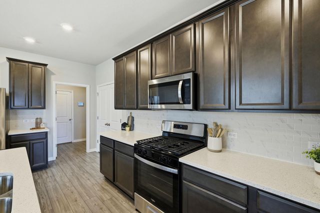 112 Prairie Song LN, Liberty Hill, TX 78642