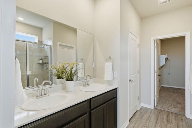 112 Prairie Song LN, Liberty Hill, TX 78642
