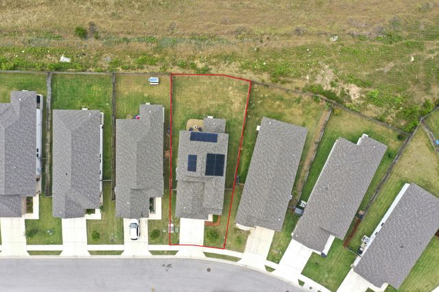 112 Prairie Song LN, Liberty Hill, TX 78642
