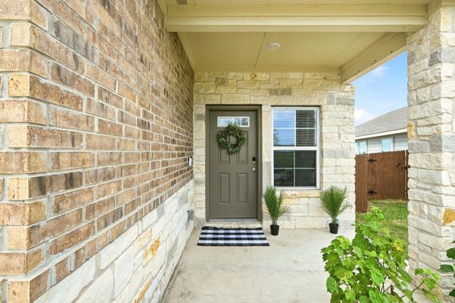 112 Prairie Song LN, Liberty Hill, TX 78642